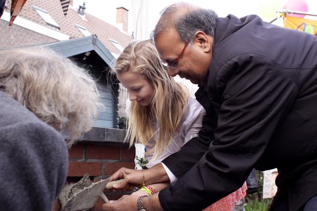 Eerste Steenlegging Hofkas 2014