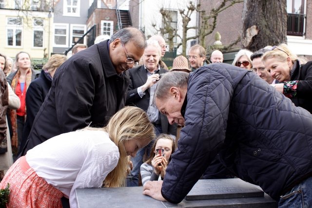 Eerste Steenlegging Hofkas 2014